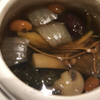 カントニーズ 燕 - 