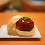 日本料理 たかむら - たかむら特製メンチカツミニバーガー