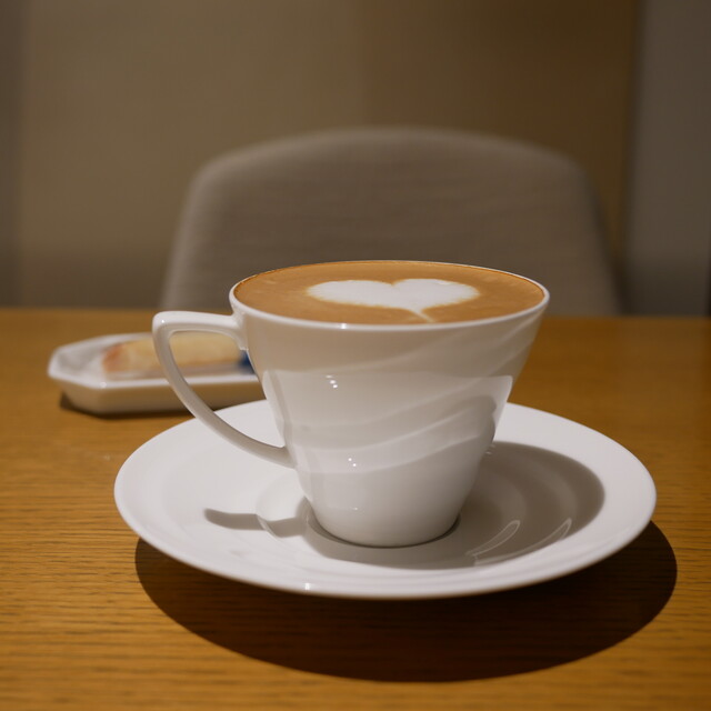 BLUE BRICK LOUNGE photo 2