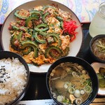 Okinawa Soba - ゴーヤチャンプルー定食