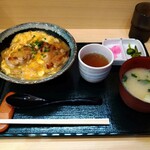 ふぞろいのたまごたち - 親子丼@600円