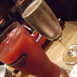 海老炉端 orb - ブラッドオレンジジュースと泡泡