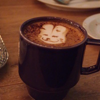THE THEATRE TABLE - カフェラテ♪