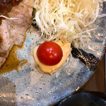 家庭料理居酒屋 よってって - このトマトは毎回居るよね❣️