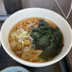 お食事処 心喜 - 味噌汁→うどんに追加で差し替えました。