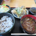 列車レストラン・清流 - 舞茸ご飯定食