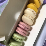 LADUREE - ピスタチオ、フランボワーズ、モンブラン、和栗。お味も季節感あり♡