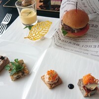 DINING & BAR TABLE 9 TOKYO - 