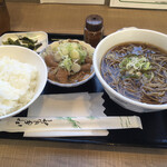 八ヶ岳パーキングエリア（下り線）赤岳 - 