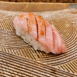 にぎり鮨 一五〇 - バチまぐろ