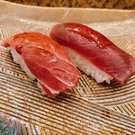 にぎり鮨 一五〇 - 天然本まぐろ中とろ・赤身