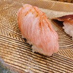 にぎり鮨 一五〇 - まぐろのあご肉