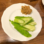 居酒屋 餃子のニューヨーク - 青唐にんにく味噌胡瓜