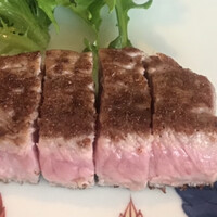 表参道うかい亭 - ステーキランチ厳選サーロイン １４５２０円。厳選牛サーロイン。適度な歯応えがありながら、とろける食感でもあり、とーっても美味しかったです（╹◡╹）（╹◡╹）