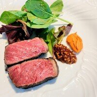 La Brianza - サカエヤ近江牛内もも炭火焼き。ブリアンツァの火入れと香り香ばしさ大好き♡(๑´ڡ`๑) 本当に美味しくて、他では食べられなくなっちゃうわ〜