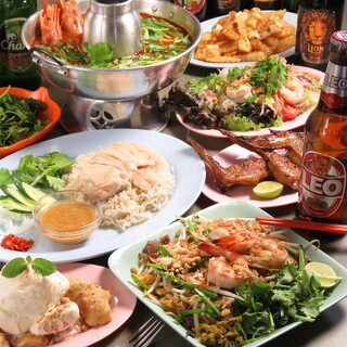 店内メニューはお持ち帰りOK！サプライズや記念プレート対応可