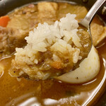 Matsuya - スプーンにご飯をのせて、スープカレーに浸して頂きます