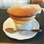 六盛　スフレ・カフェコーナー茶庭 - 