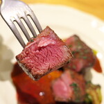 ウブリエ - ミスジ、綺麗な火入れの様子。肉を食べている、という充実感