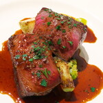 ウブリエ - 戸田塩とハーブを散らして。火を通したカブの甘み、銀杏で秋らしさも感じさせる