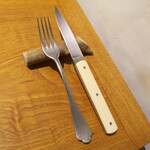 ウブリエ - ナイフは、フランス・ペルスヴァル社の「9.47」