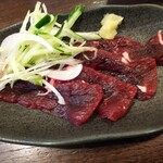 金町製麺 - 馬刺し