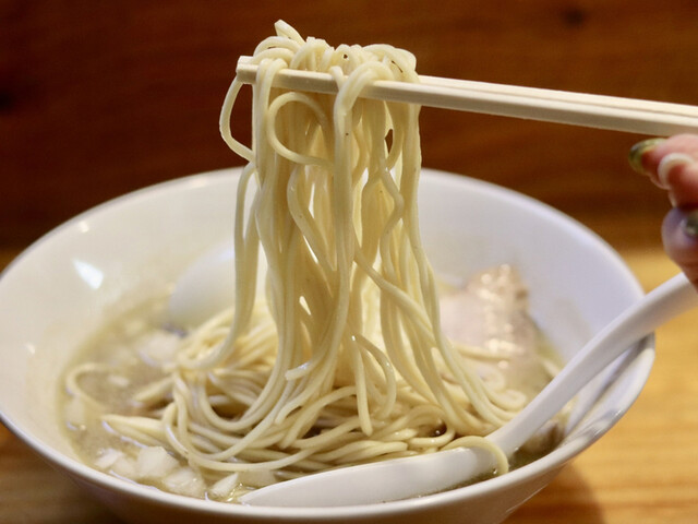 煮干中華ソバ イチカワ つくば ラーメン 食べログ
