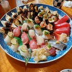 Sushi No Masudaya - ドーンと大皿で出てくると、圧巻！