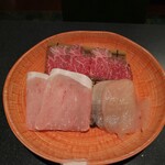 シャングリラズシークレット - お肉3種食べ比べ　国産鶏むね肉/黒毛和牛赤身A５ランク/国産黒豚