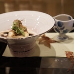 トゥ・ラ・ジョア イズム - 茸の一皿