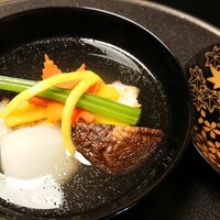 柏屋 大阪千里山 - 煮物椀:甘鯛酒塩焼き 蕪煮 椎茸揚げ焼き 紅葉人参 銀杏芋 青葱 松葉柚子