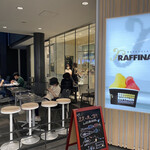 バール・ジェラテリア　ラッフィナート - 遅い時間まで開いている嬉しいジェラートショップです✩.*˚