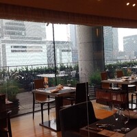 ポム・ダダン - 