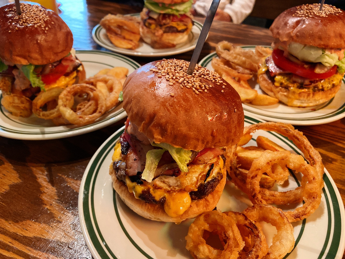[폐업]Burger House ALTO - 산다/햄버거 | Tabelog