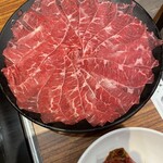 Kankoku Shiki Dwunchon Shabu Shabu - 和牛シャブシャブ