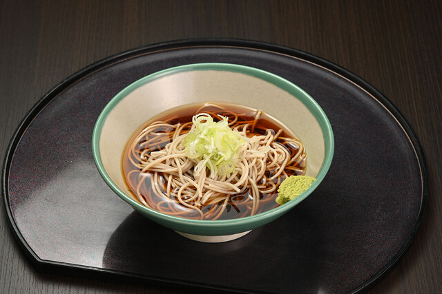 稲庭本舗明治佐助商店 - 四ツ小屋（うどん）の写真