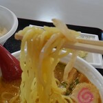 光苑 - 麺リフト