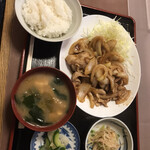 Kusunoki - 生姜焼き定食　　まみこまみこ