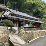 アルモニーア - お店の外観