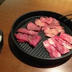 炭火焼肉処じゅうじゅう - 