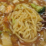 Hidakaya - 五目あんかけラーメン 麺アップ！