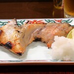 桶家乃隠居 - キングサーモンの塩焼き