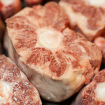 河の家 - 2021.10 煮込み用 骨付き牛テール 丸ごと一本（100g 200円）