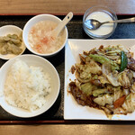 中華料理　龍城 - 回鍋肉定食 ¥880
