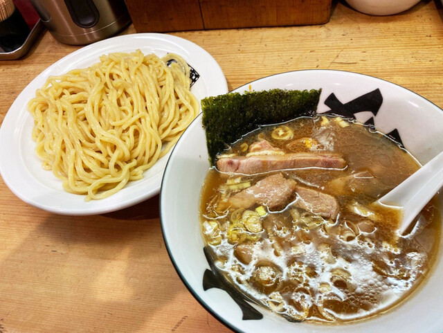 やさいラーメン いわゆる脱力系の心地よさ 肩肘張らずに食える楽しさ感じる素朴で長閑な麺顔に和む By Tomassoon 大勝軒 中野 中野 つけ麺 食べログ