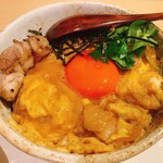 Sakedokoro Umaiya - 地鶏炭焼親子丼