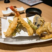 和食 いぶり別邸 有楽町店 - 天ぷら盛合せ