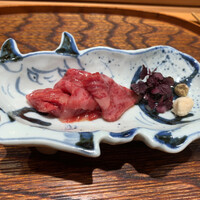 肉割烹 上 - 