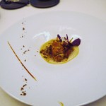 エスキス - ﾘｰﾄﾞﾎﾞｰに食用花を添えてあります★