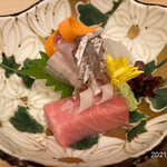 たん熊北店 本店 - ▶︎造り
                                @マグロ、鯛、モンゴウイカ